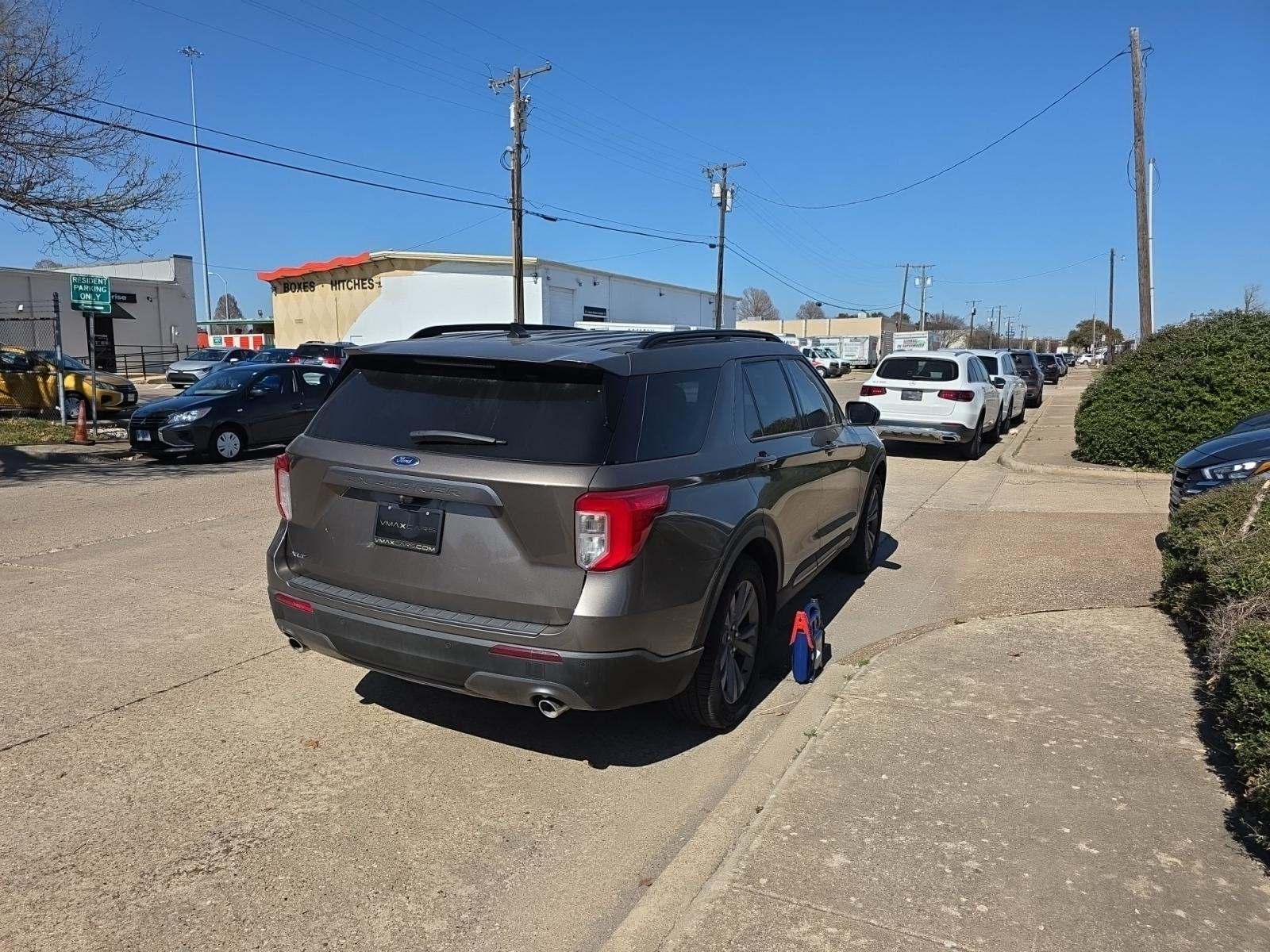 2021 Ford Explorer XLT RWD