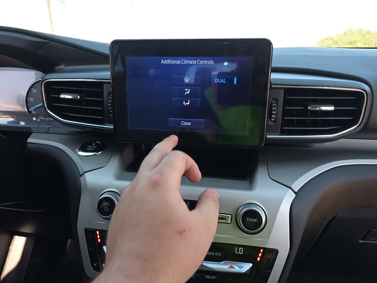 2021 Ford Explorer XLT RWD