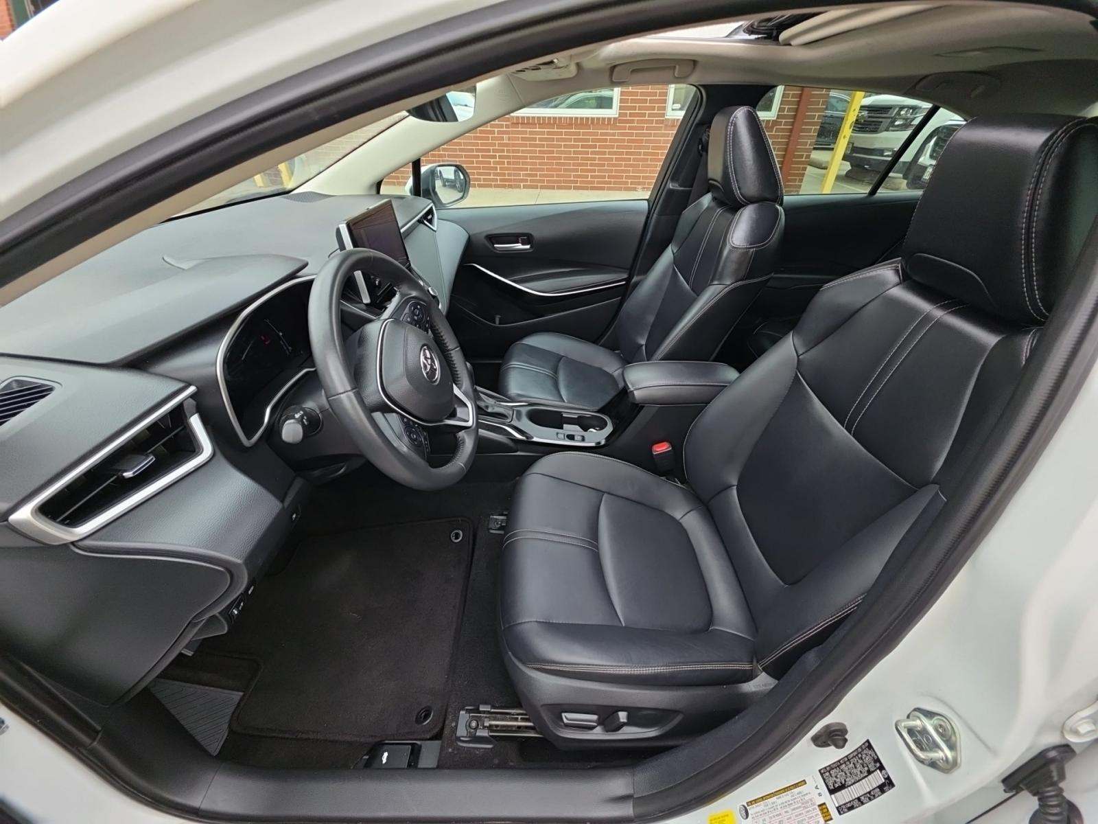 2024 Toyota Corolla Hybrid XLE FWD