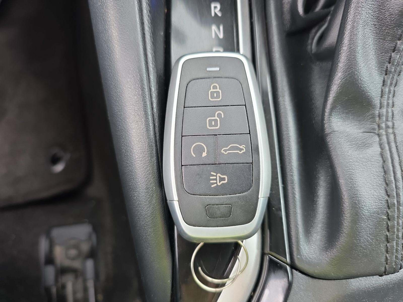 2024 Toyota Corolla Hybrid XLE FWD