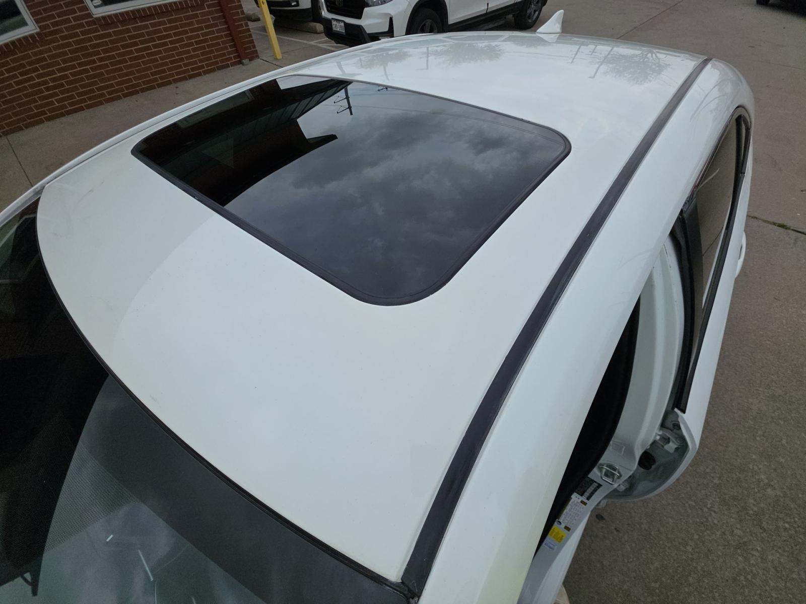 2024 Toyota Corolla Hybrid XLE FWD