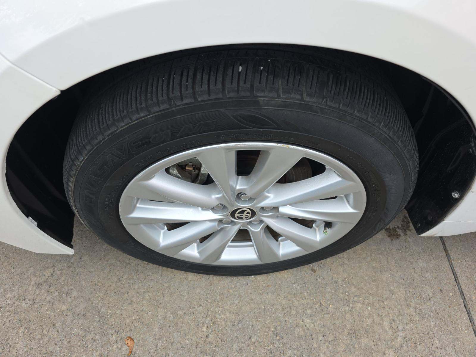 2024 Toyota Corolla Hybrid XLE FWD