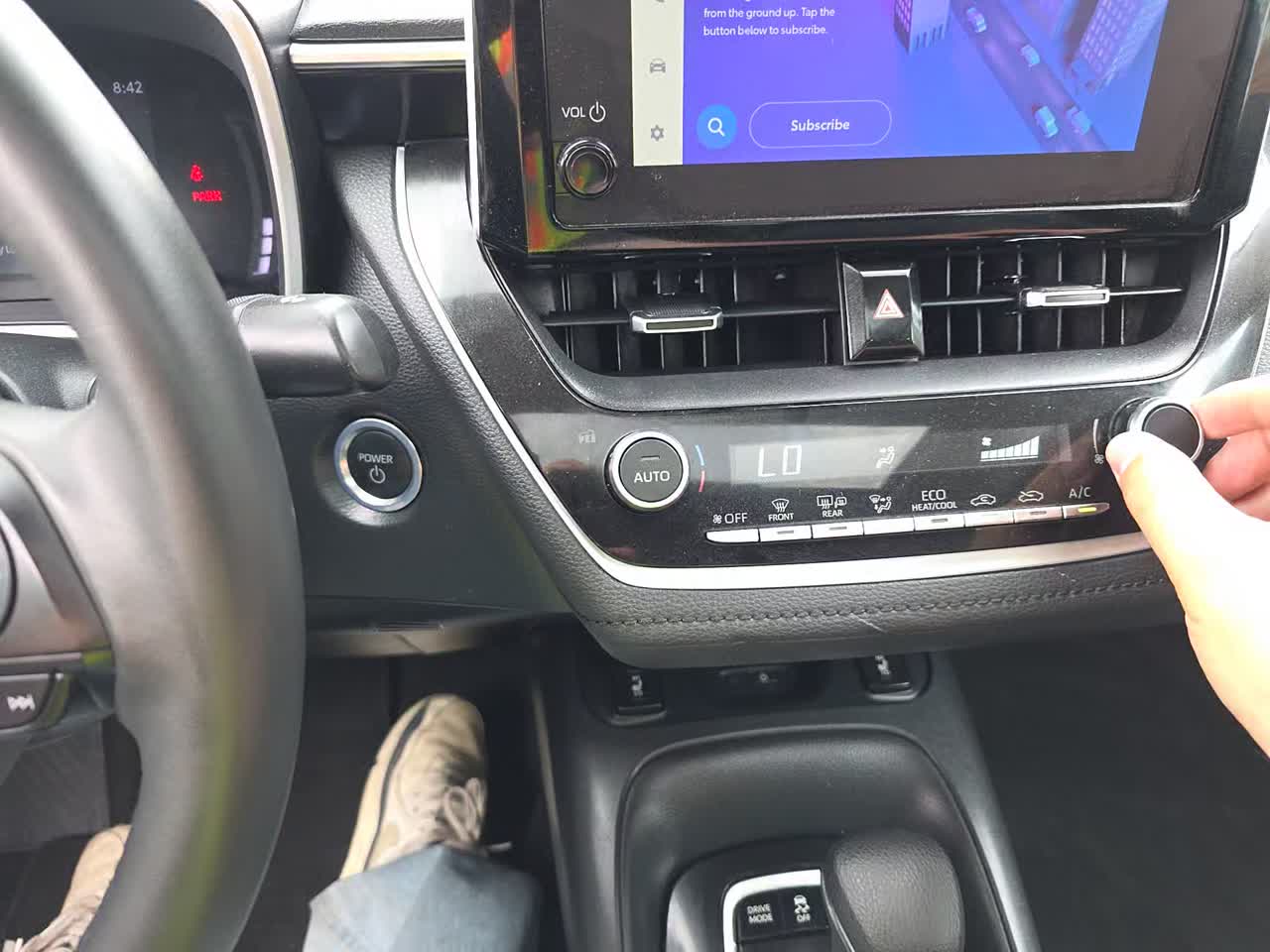 2024 Toyota Corolla Hybrid XLE FWD