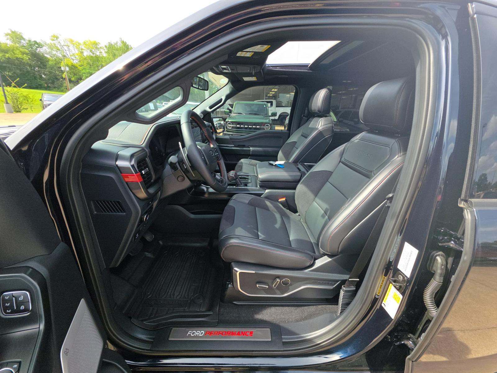 2025 Ford F-150 Raptor AWD