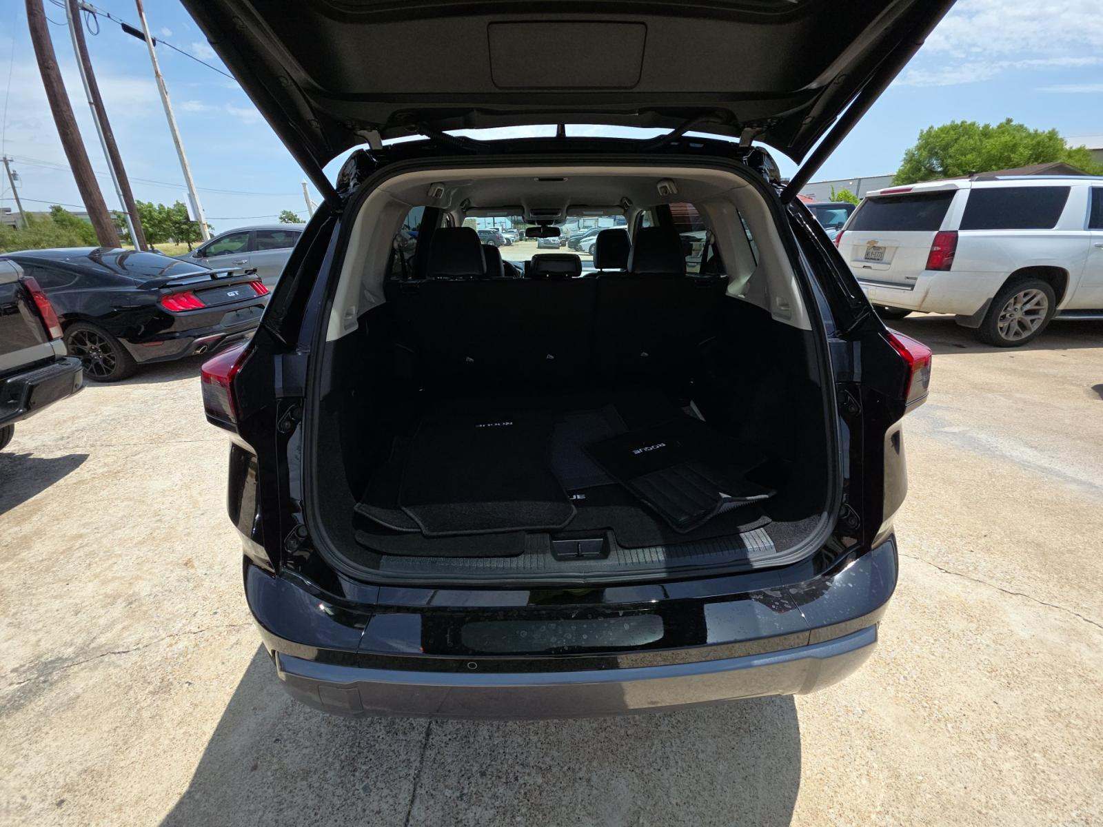 2026 Nissan Rogue SL FWD