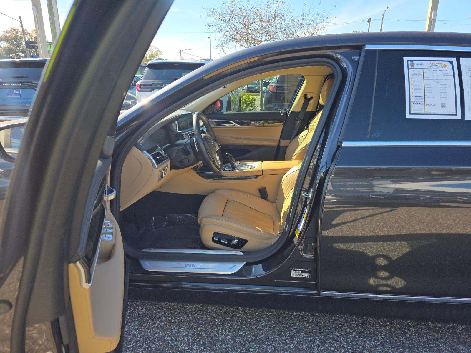 2022 BMW 7 Series 740i RWD