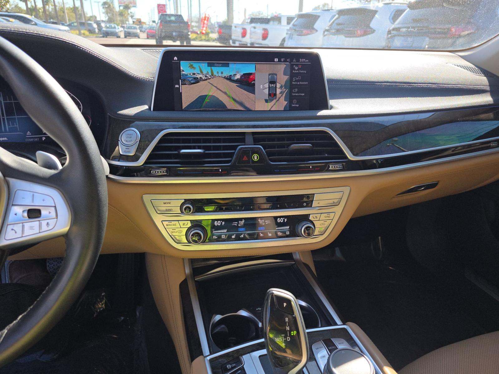 2022 BMW 7 Series 740i RWD