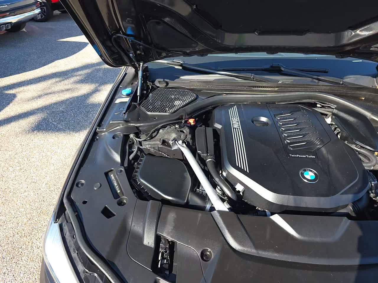 2022 BMW 7 Series 740i RWD