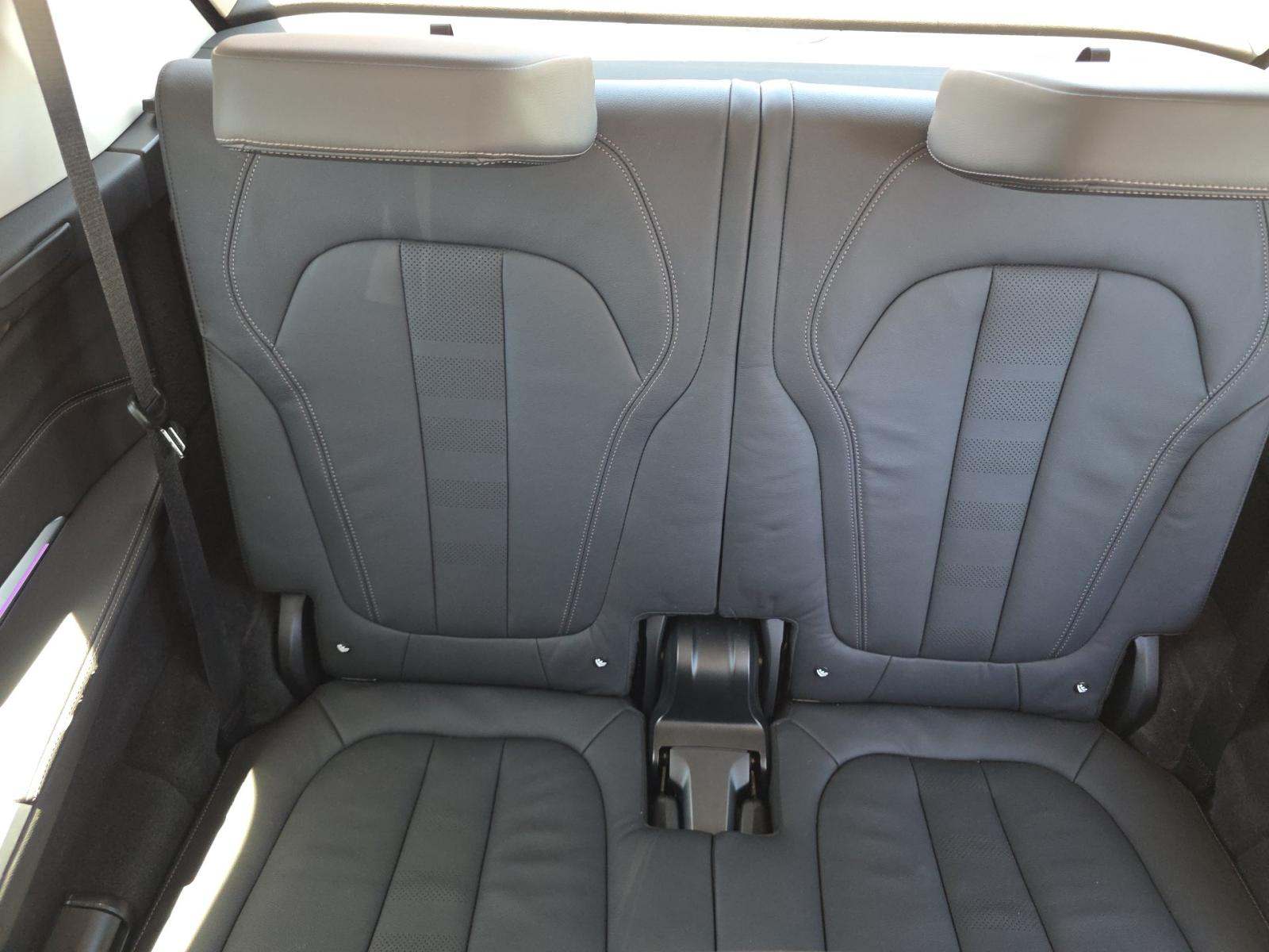 2020 BMW X7 xDrive40i AWD