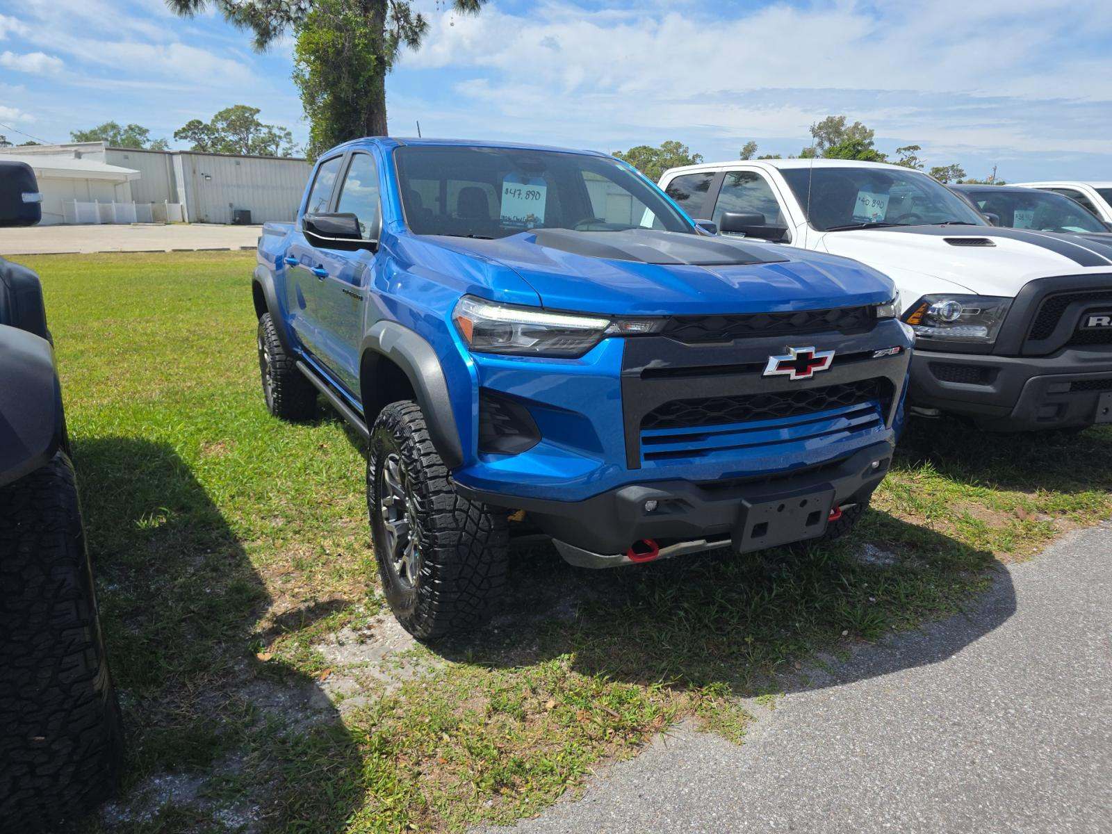 CHEVROLET SILVERADO - 4