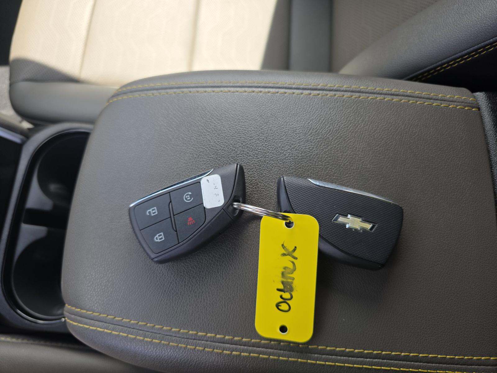 CHEVROLET SILVERADO - 8