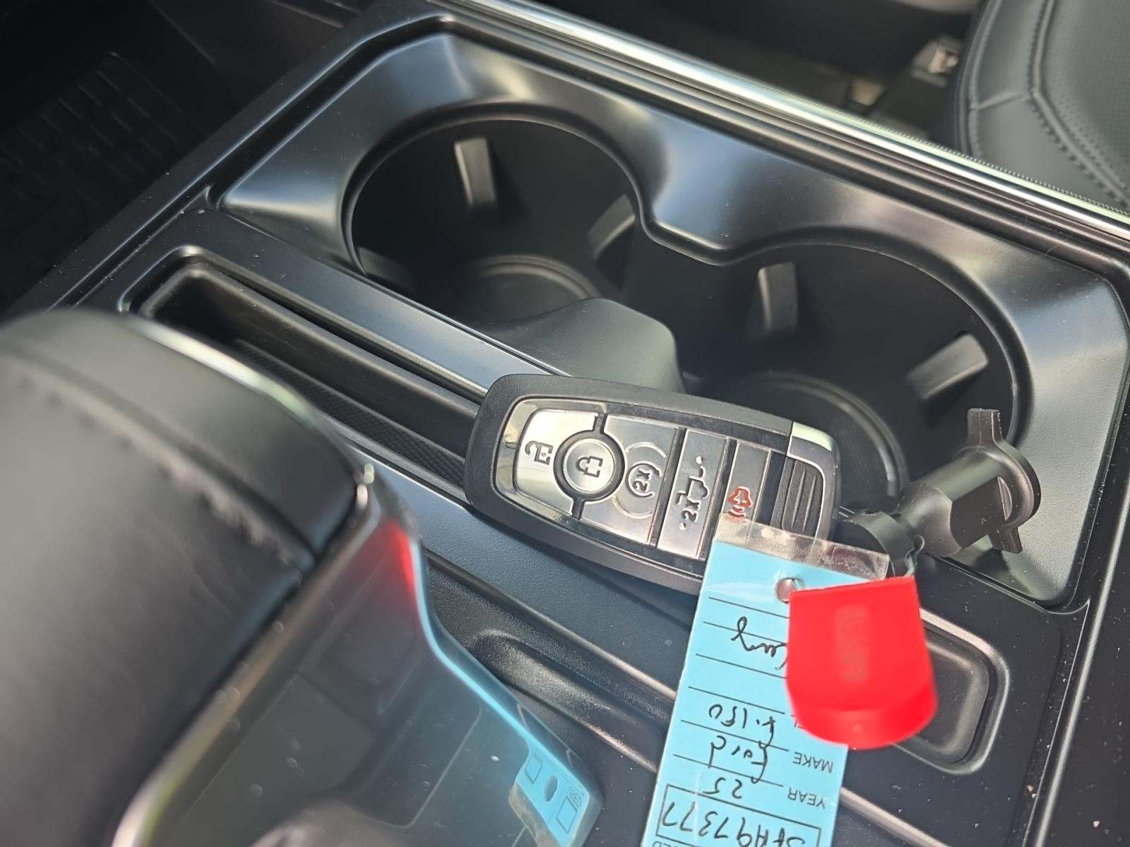 2025 Ford F-150 Platinum AWD