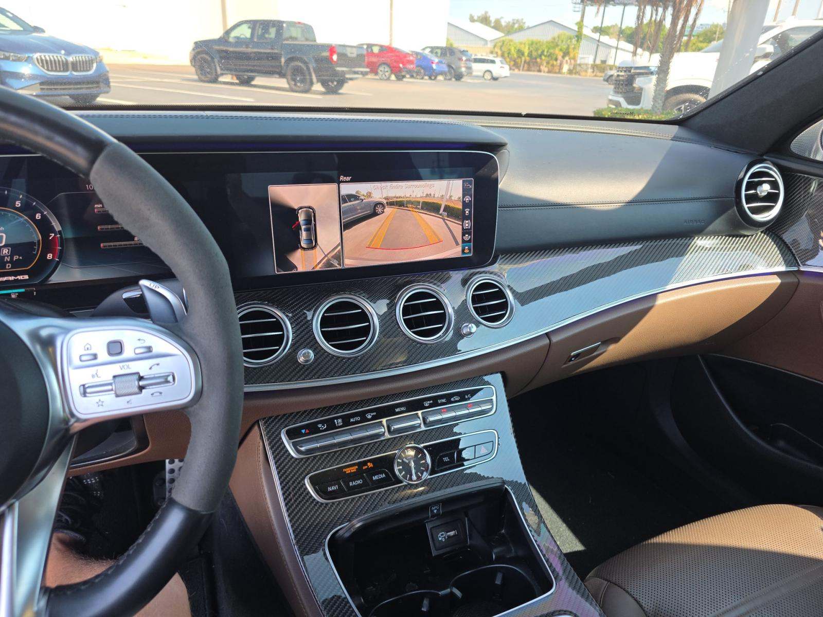 MERCEDES-BENZ E-CLASS - 10