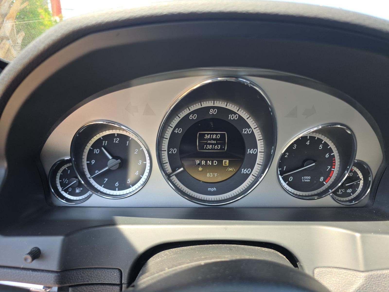 MERCEDES-BENZ E-CLASS - 9