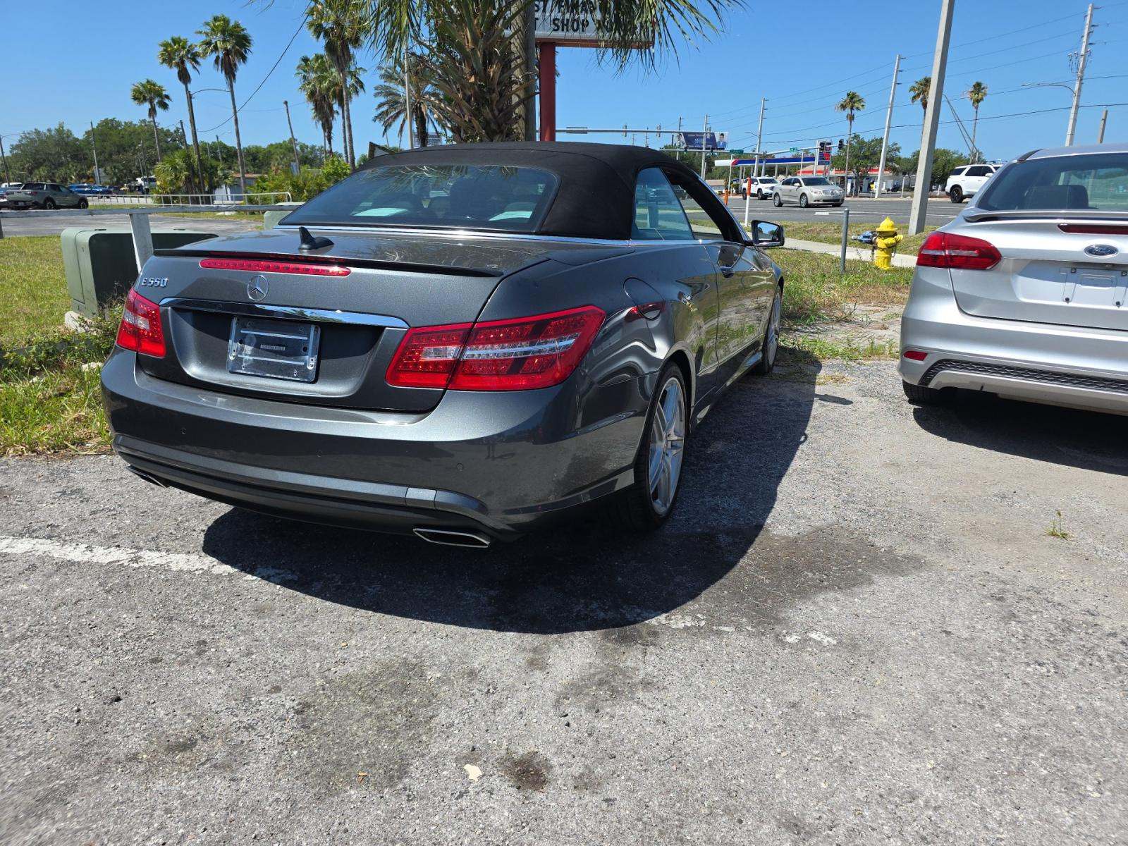 MERCEDES-BENZ E-CLASS - 3