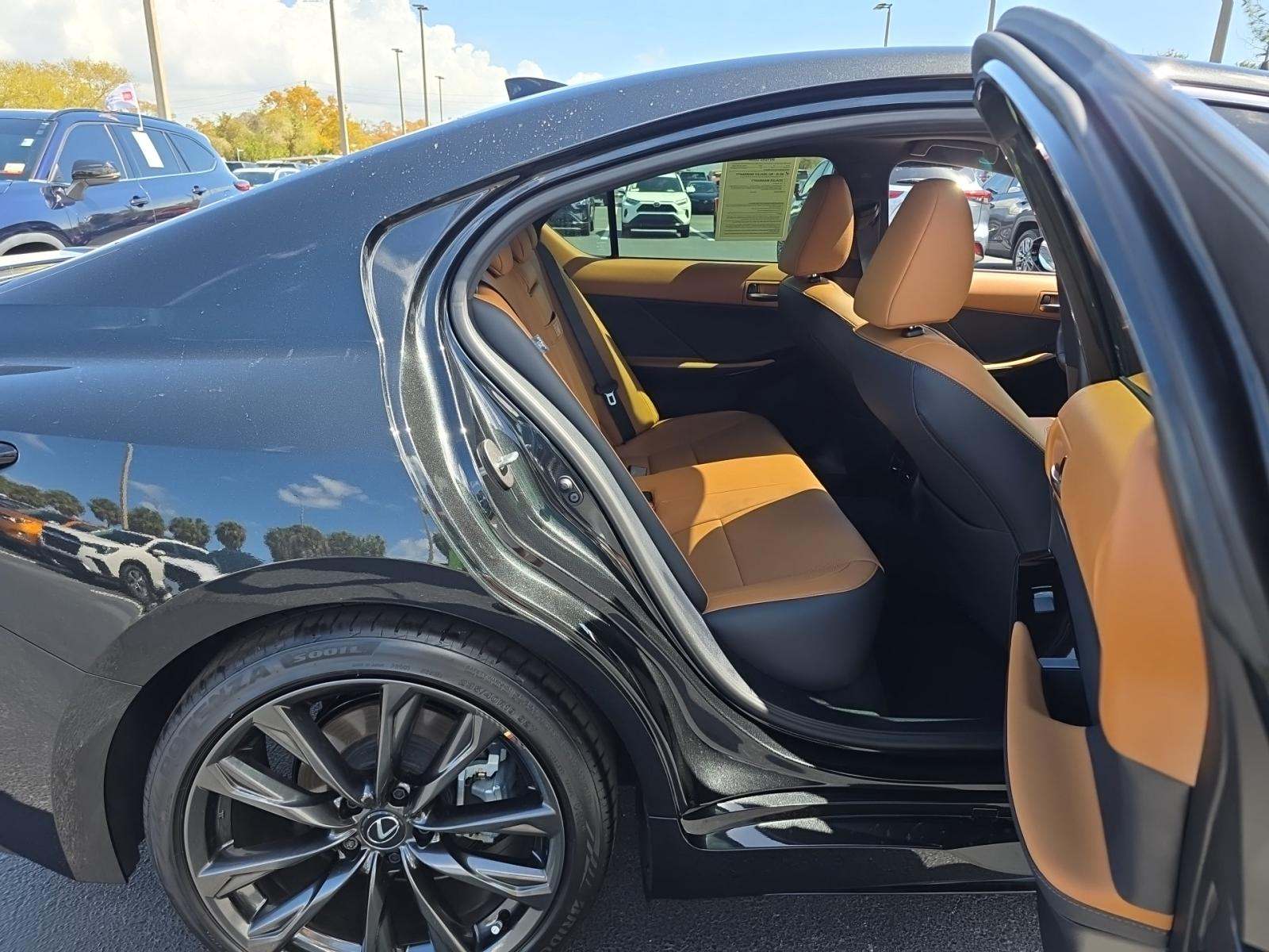 2025 Lexus IS IS 300 F SPORT Design RWD