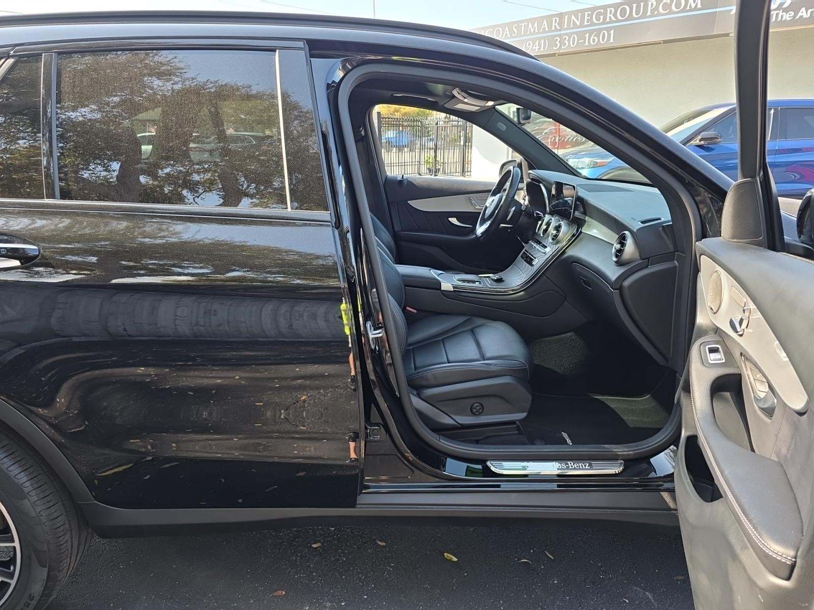 2021 Mercedes-Benz GLC GLC 300 RWD