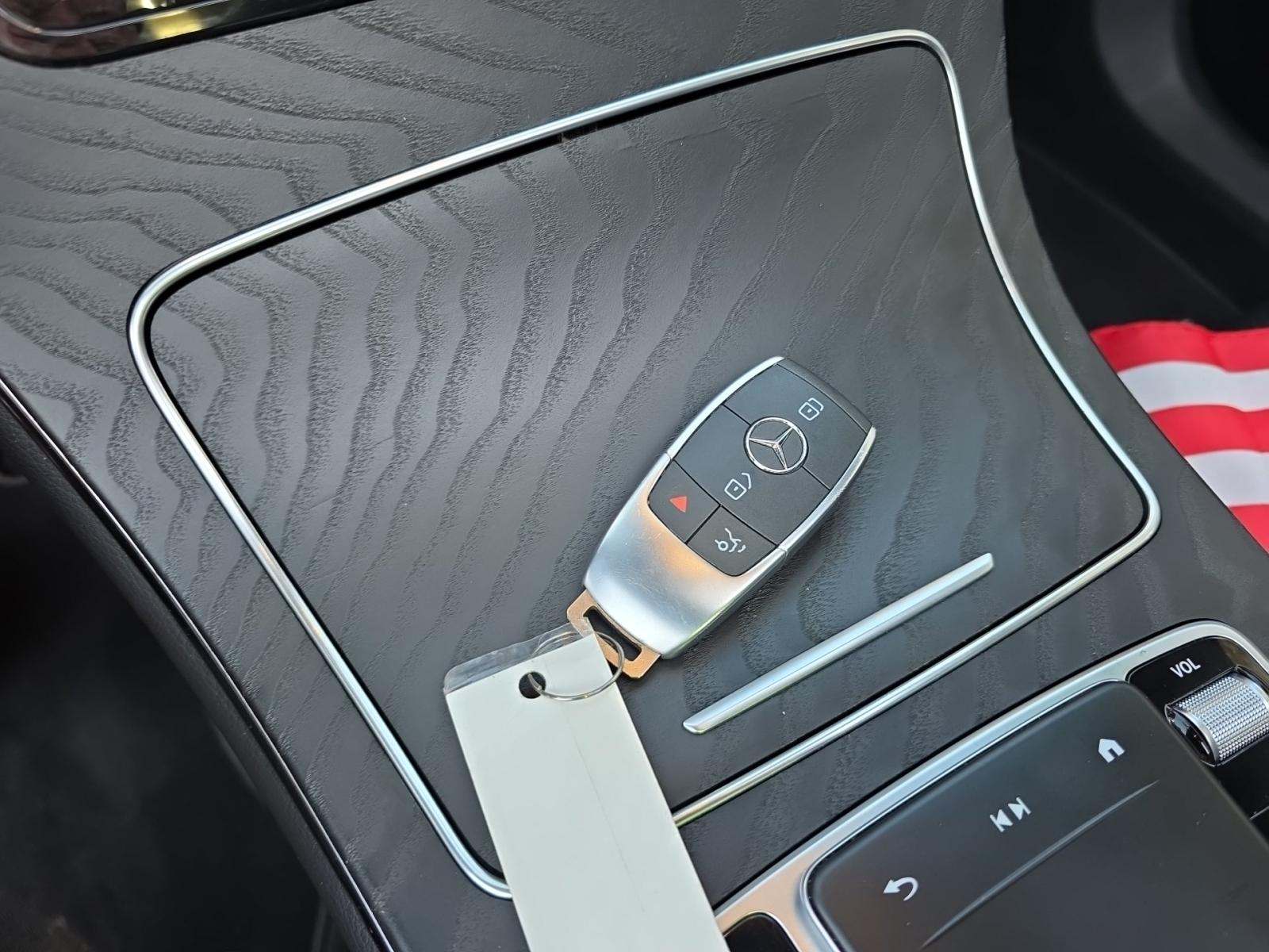 2021 Mercedes-Benz GLC GLC 300 RWD