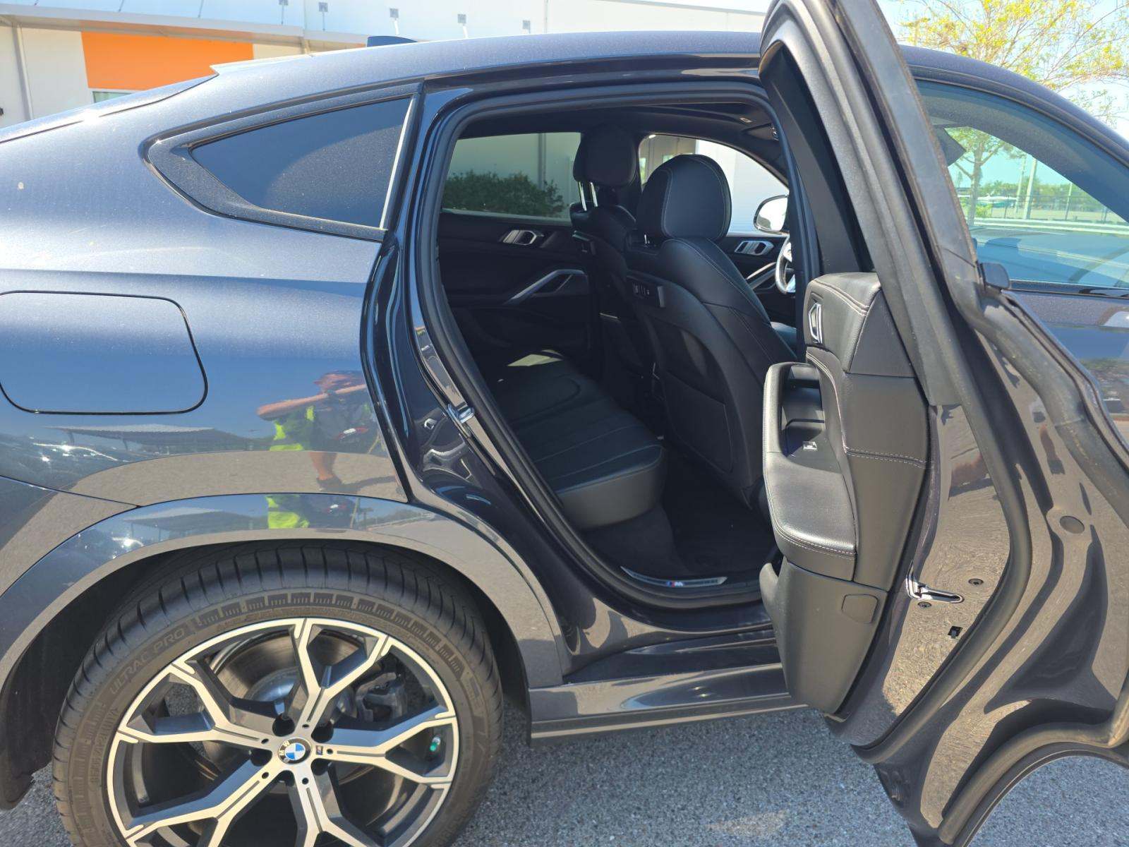 2020 BMW X6 xDrive40i AWD