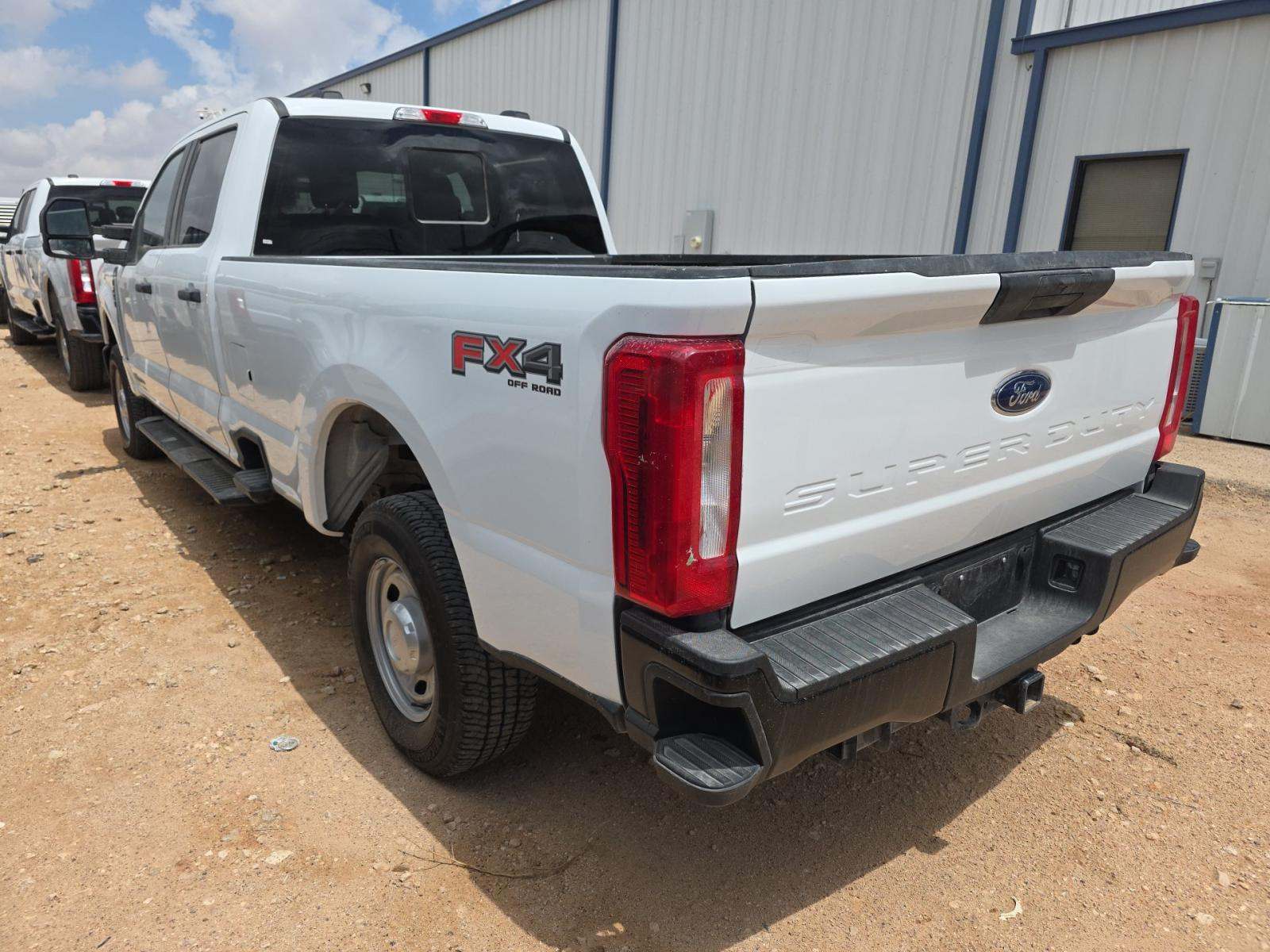 FORD F-250 - 2