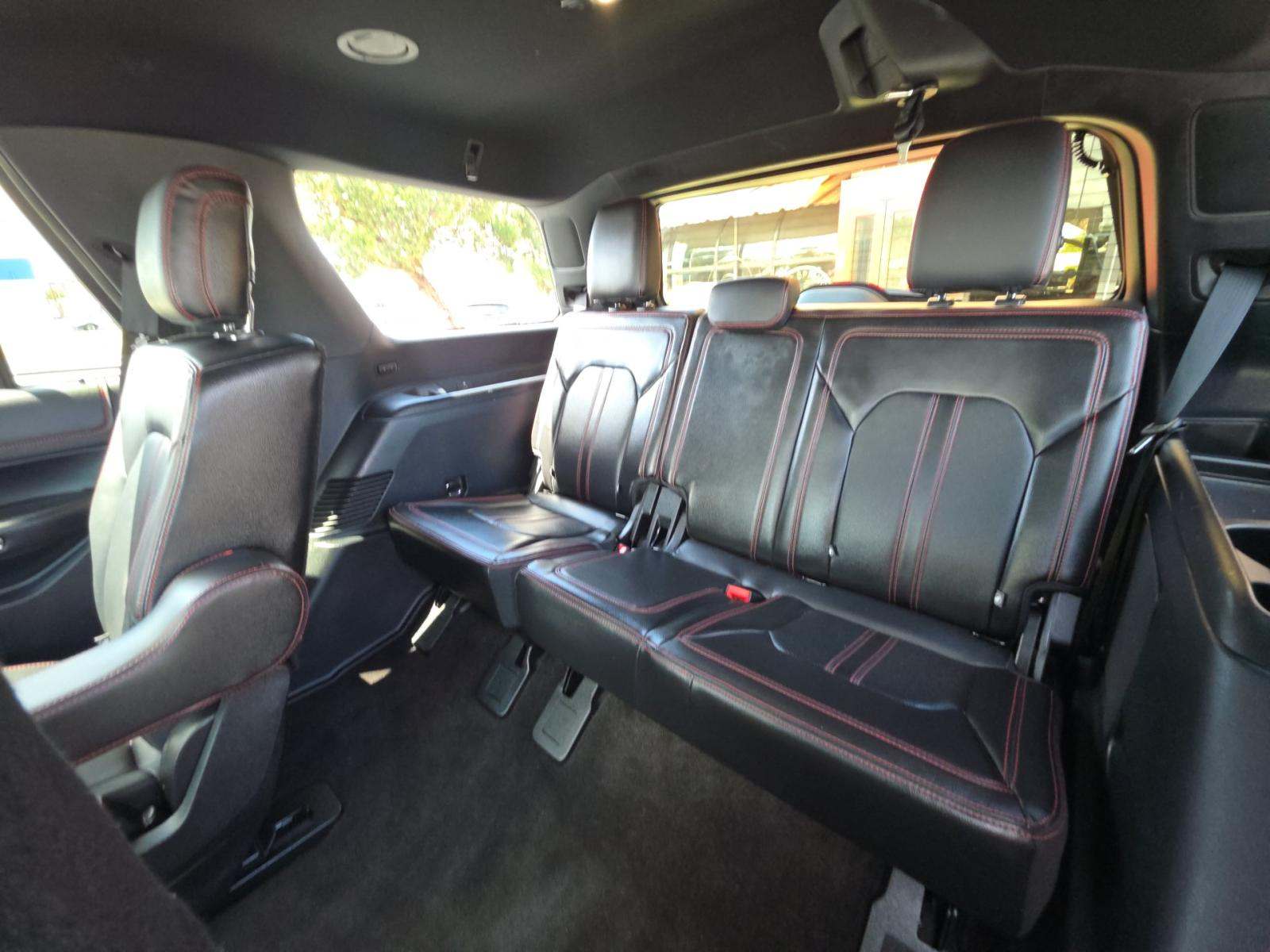 FORD EXPEDITION - 10