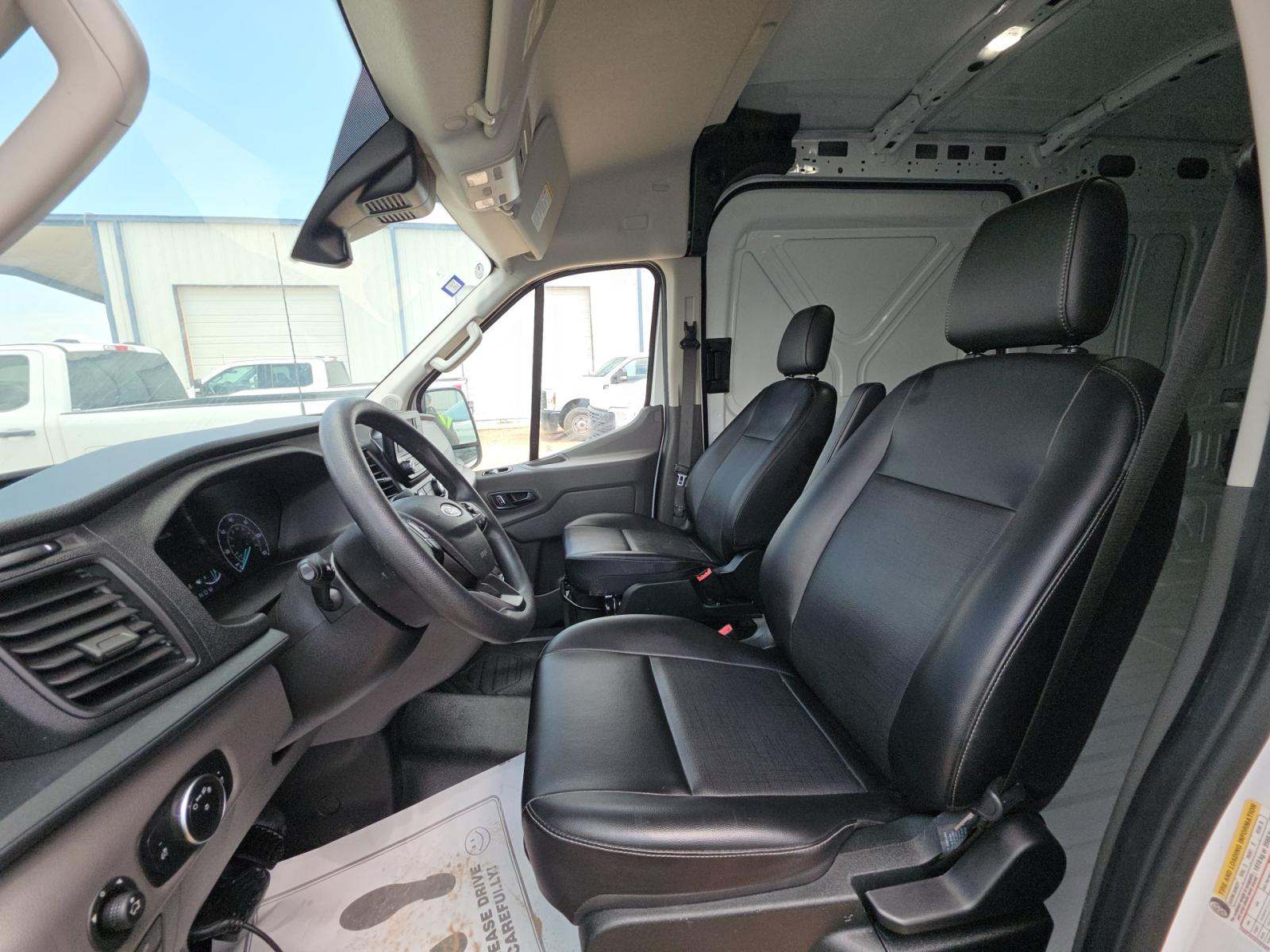 FORD TRANSIT 250 - 6