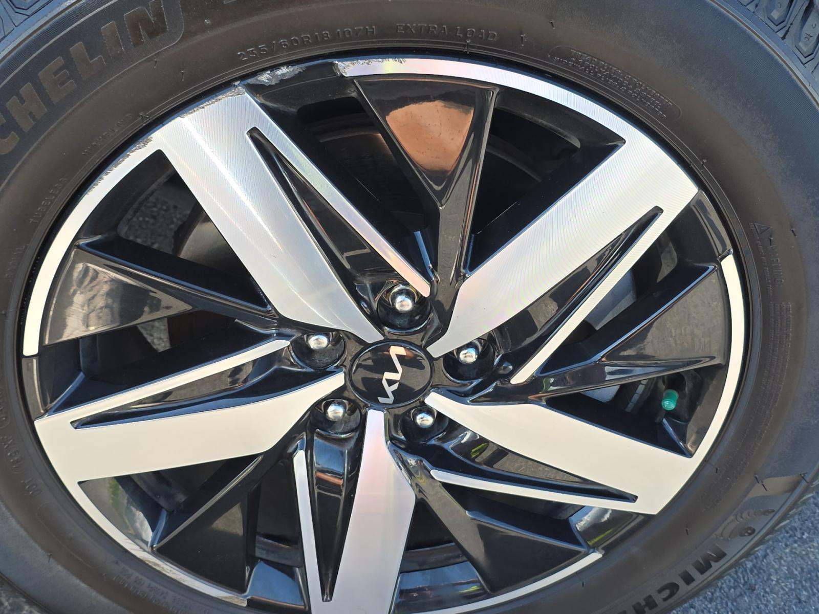 2023 Kia Sorento EX FWD