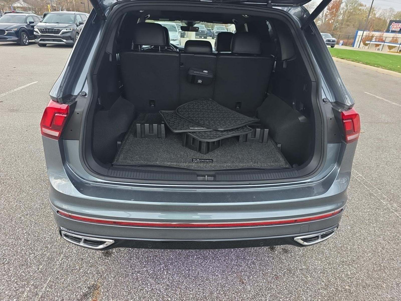 2024 Volkswagen Tiguan 2.0T SEL R-Line AWD