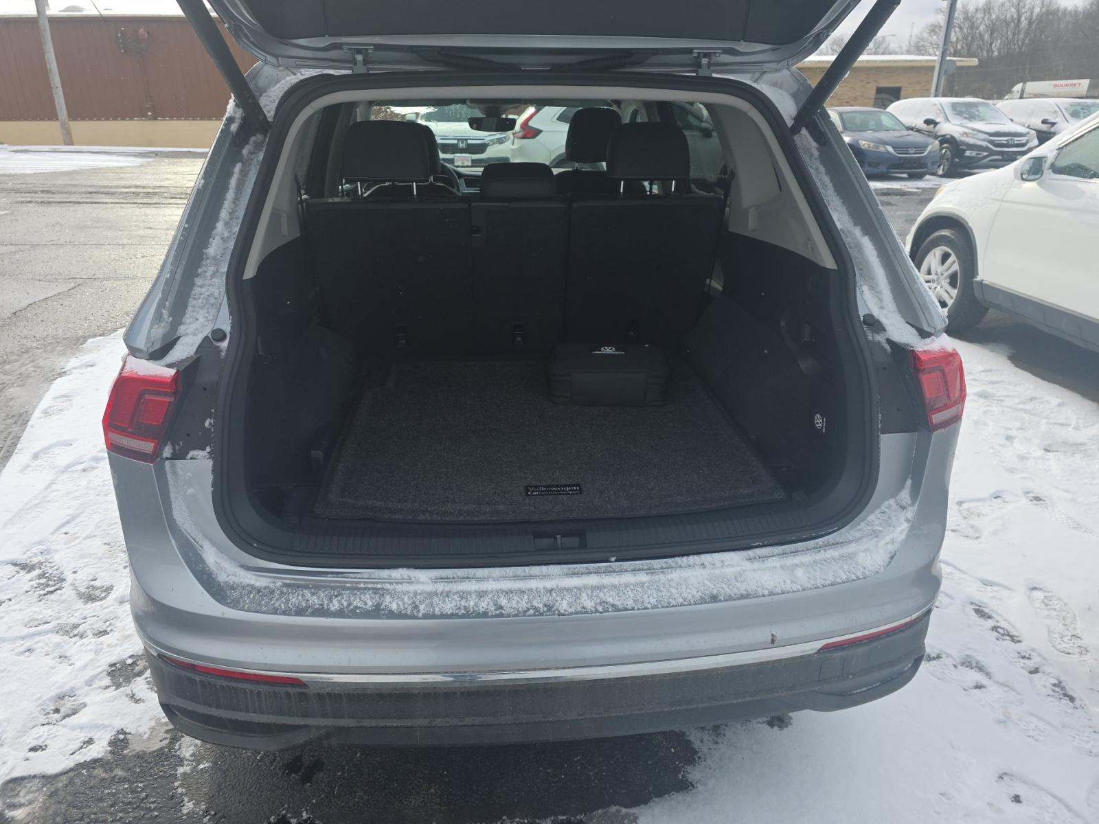 2022 Volkswagen Tiguan 2.0T SE AWD