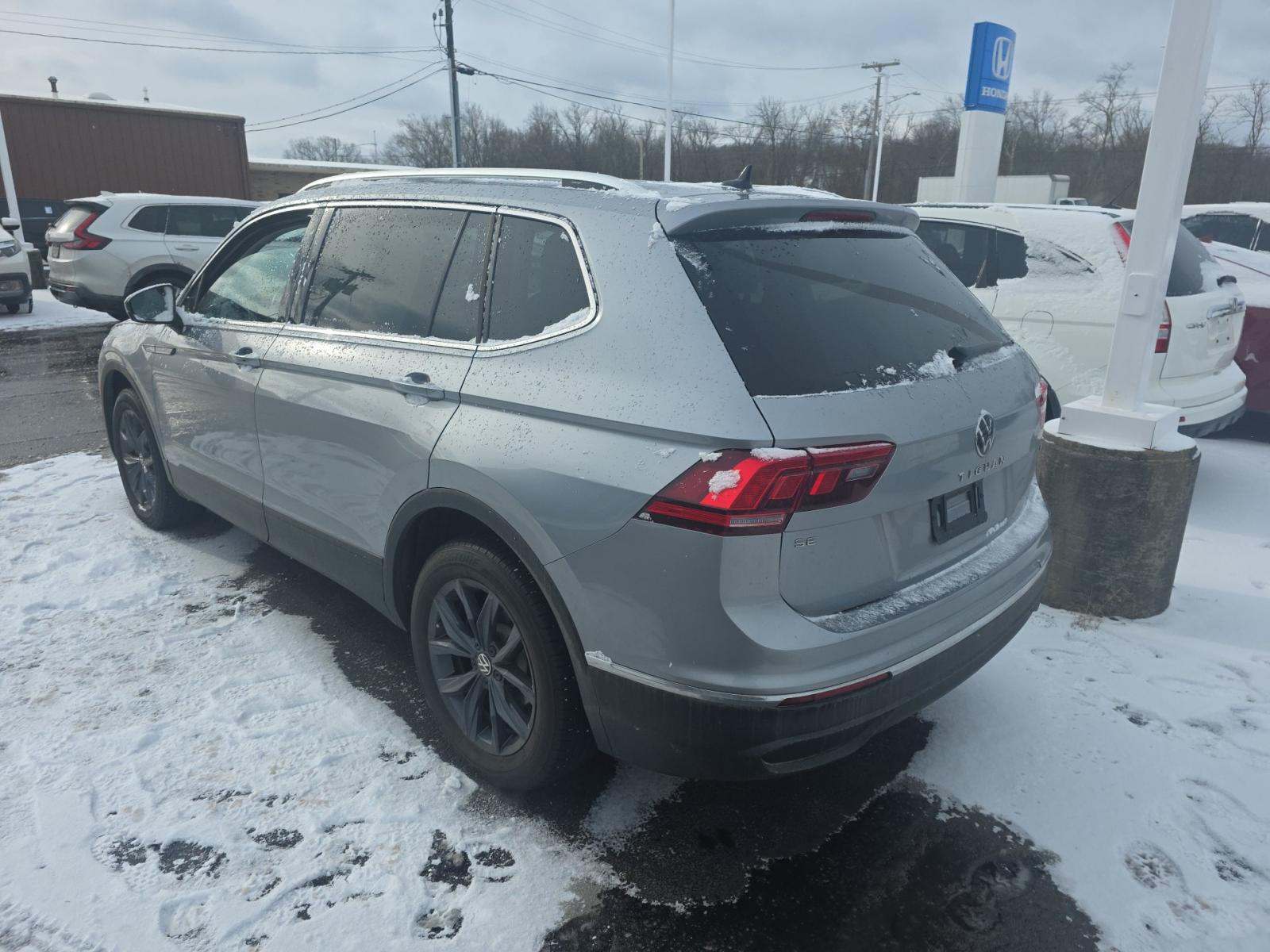 2022 Volkswagen Tiguan 2.0T SE AWD