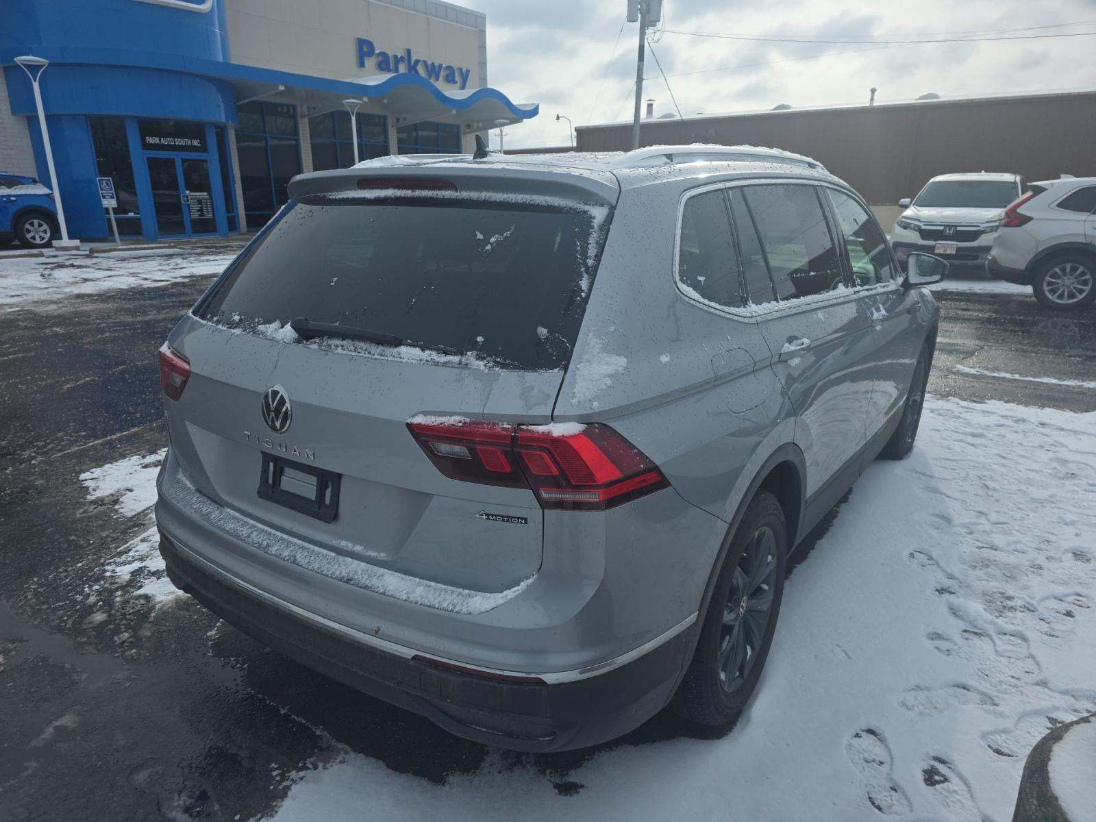 2022 Volkswagen Tiguan 2.0T SE AWD
