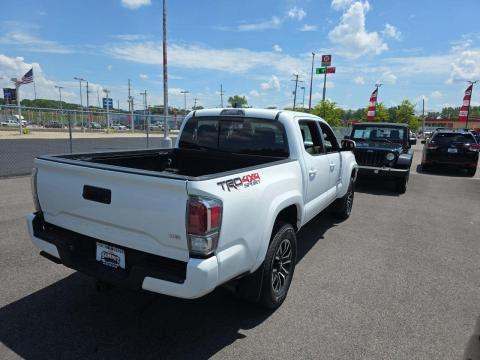 2022 Toyota Tacoma TRD Sport AWD