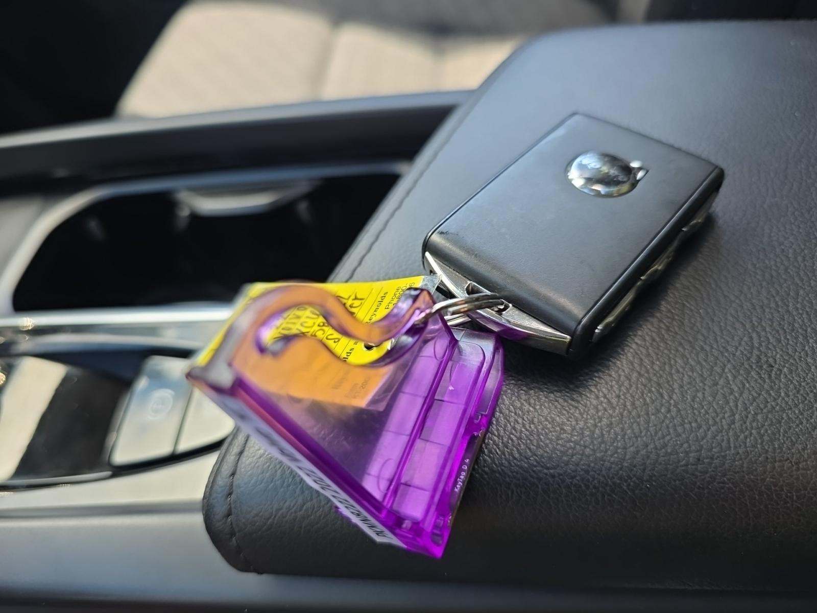 2022 Volvo XC60 B5 Momentum FWD