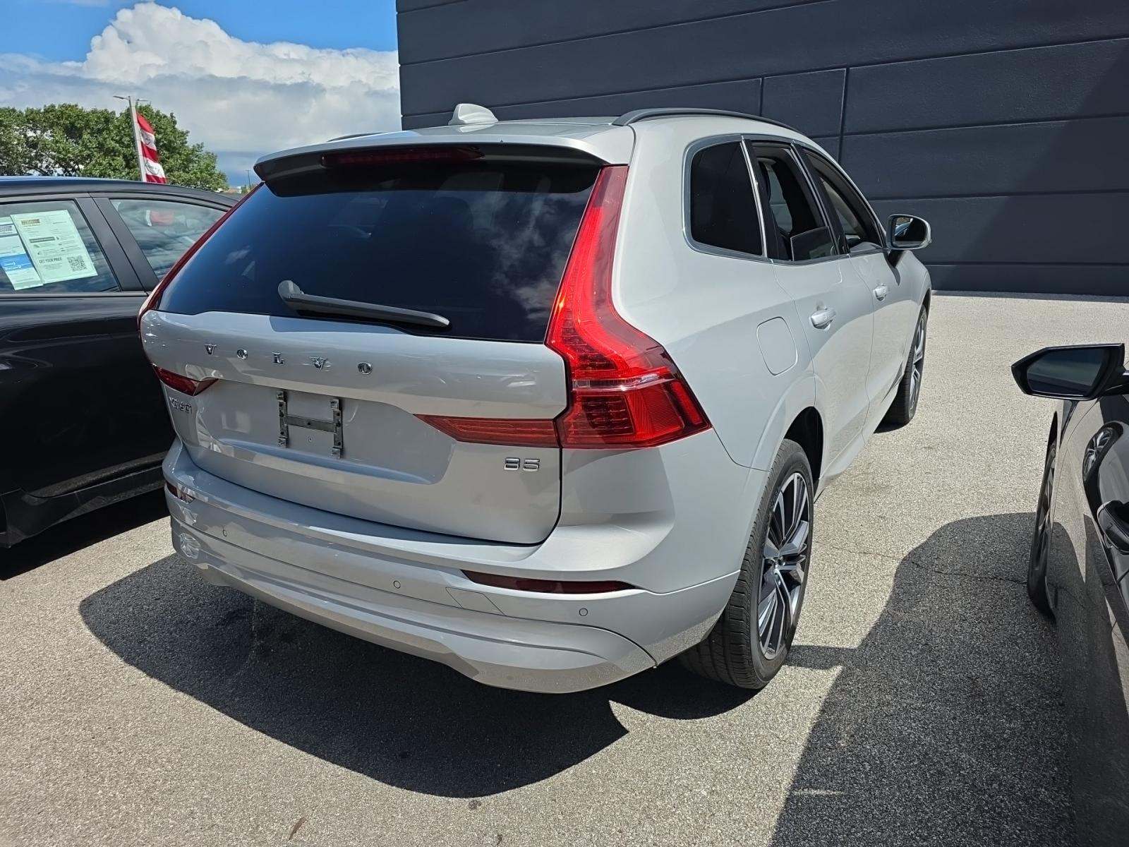 2022 Volvo XC60 B5 Momentum FWD