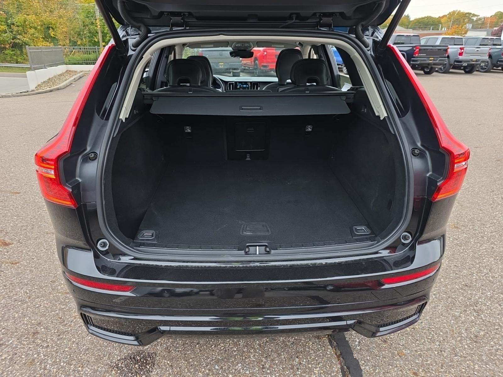 2024 Volvo XC60 B5 Core AWD