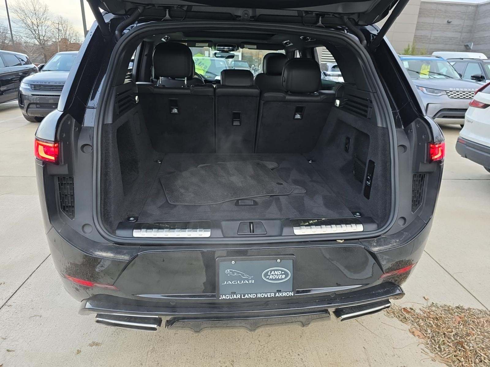 2024 Land Rover Range Rover Sport Dynamic SE AWD