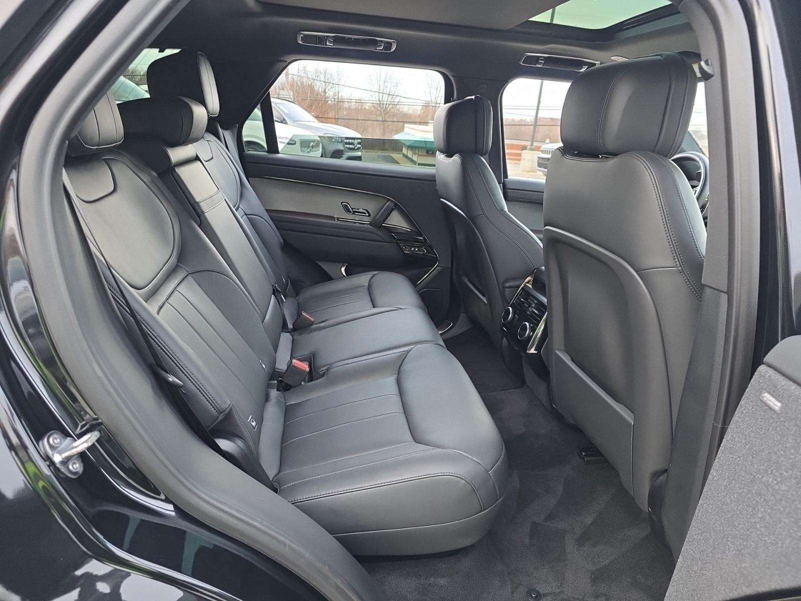 2024 Land Rover Range Rover Sport Dynamic SE AWD