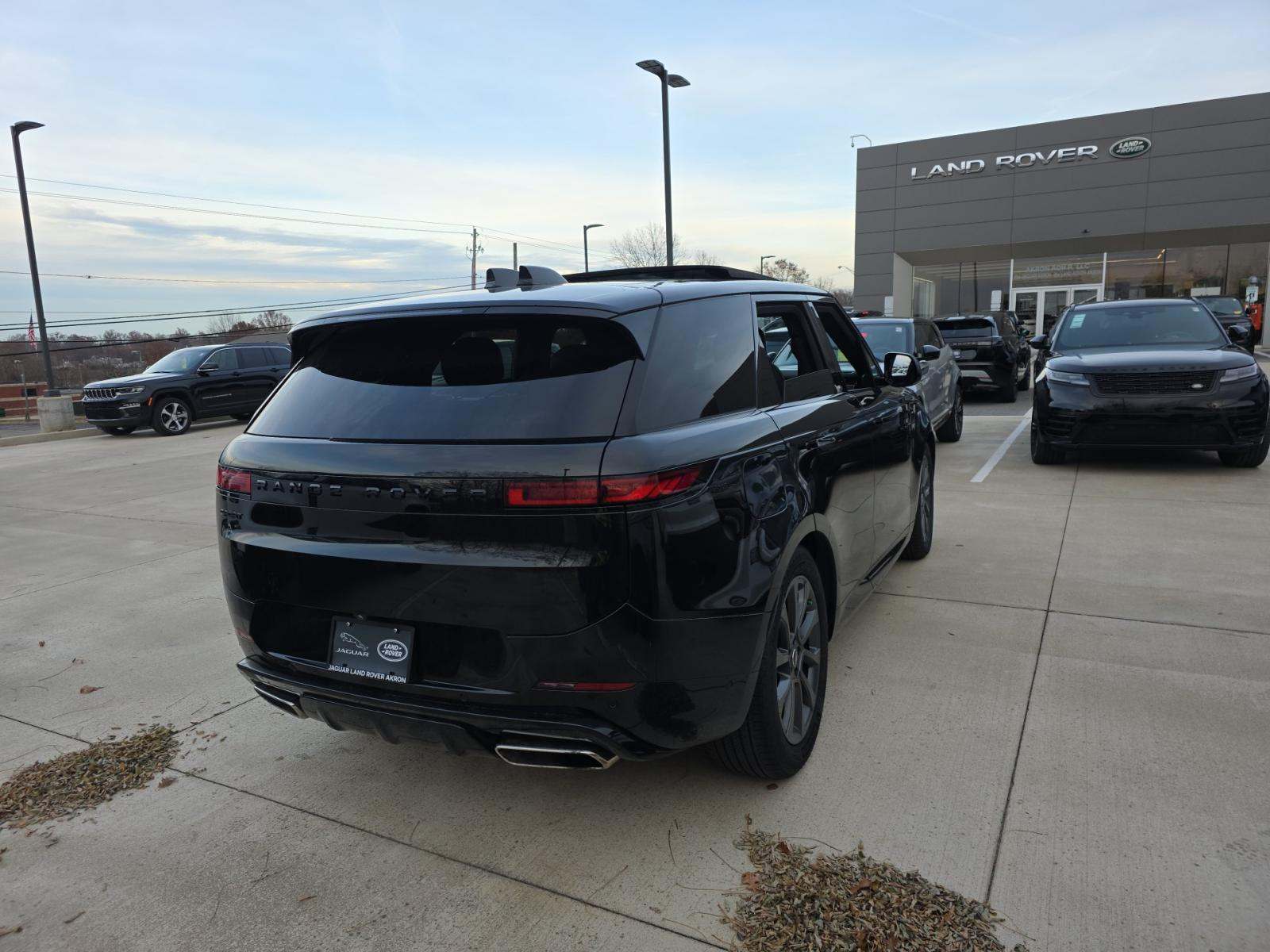 2024 Land Rover Range Rover Sport Dynamic SE AWD