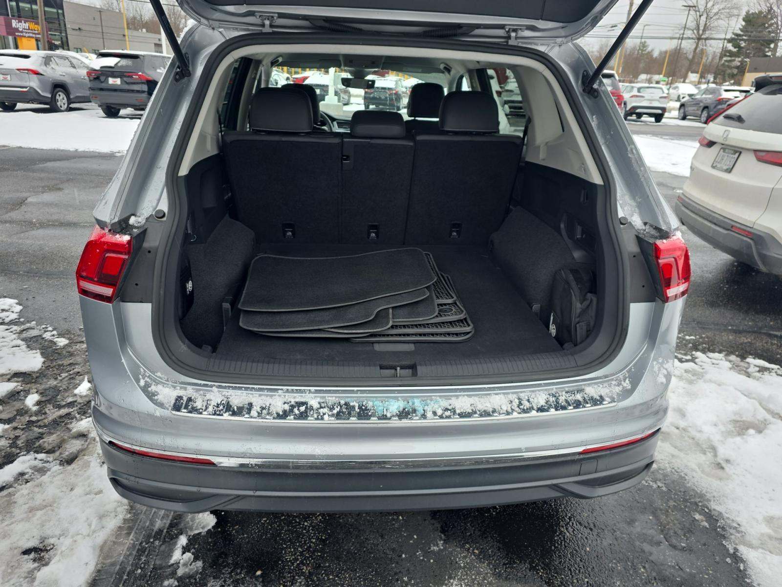 2023 Volkswagen Tiguan 2.0T SE AWD