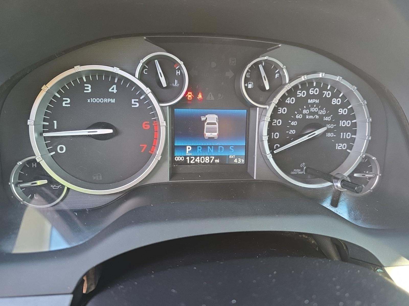 2016 Toyota Tundra SR5 RWD