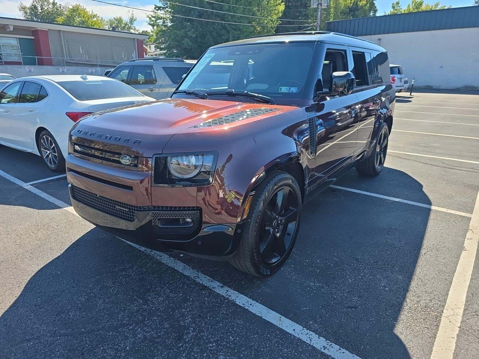 2023 Land Rover Defender 130 X-Dynamic SE AWD