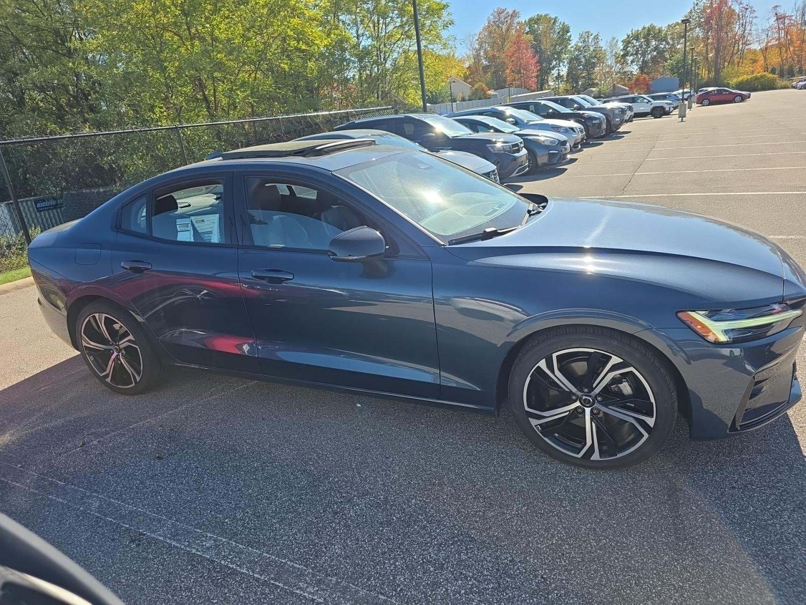 2024 Volvo S60 B5 Core AWD