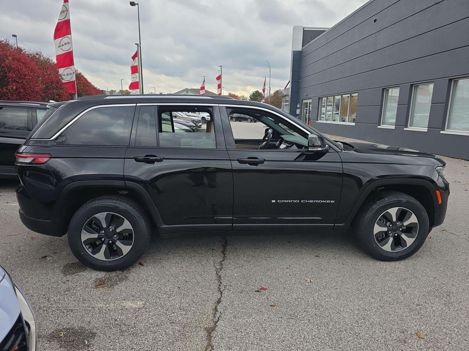 2022 Jeep Grand Cherokee 4xe AWD