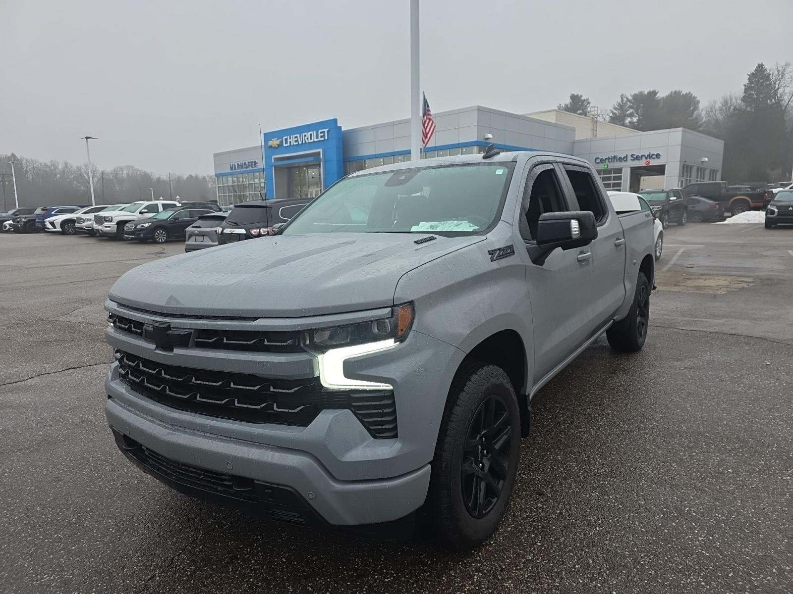 2025 Chevrolet Silverado 1500 RST AWD