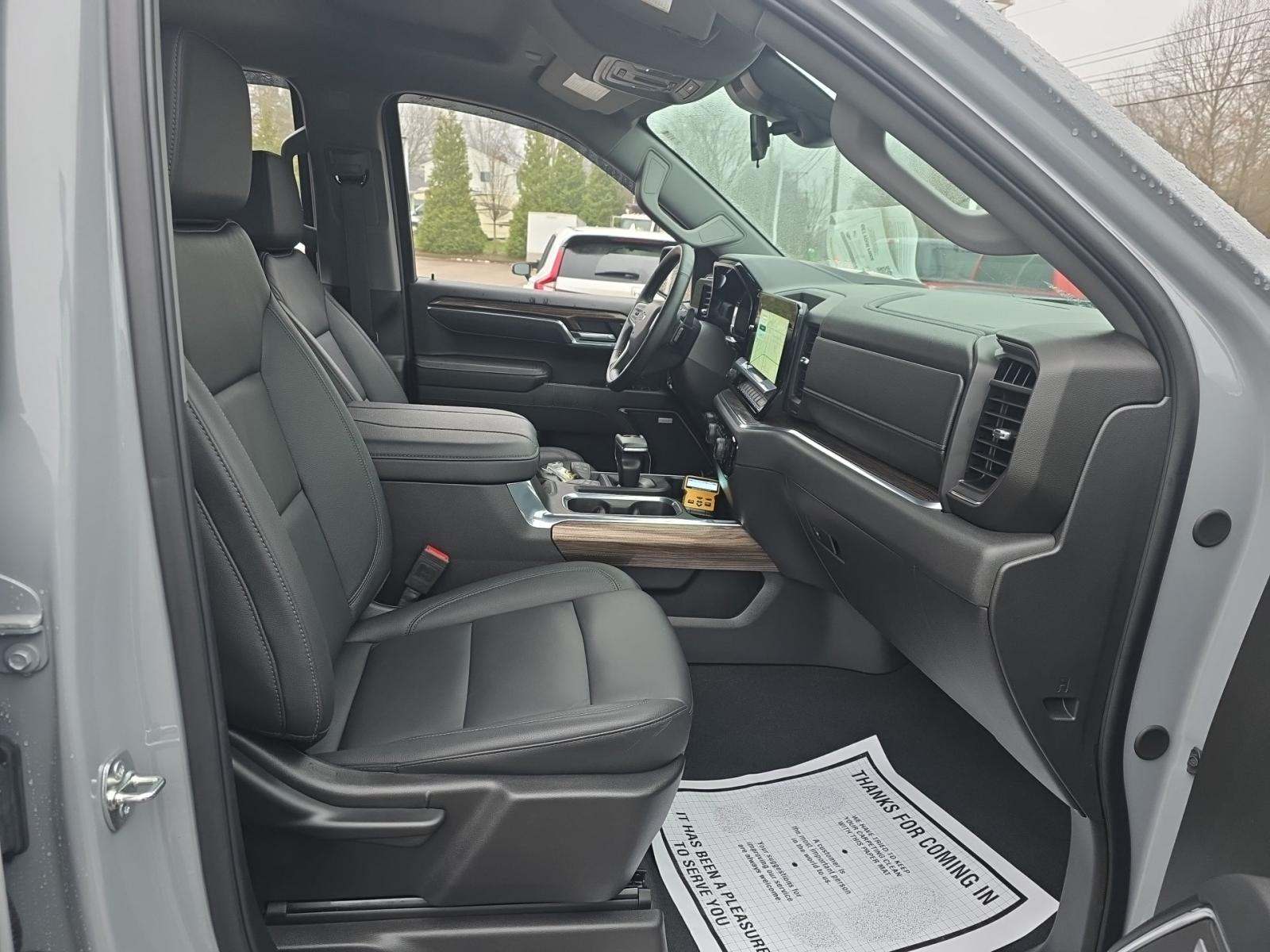 2025 Chevrolet Silverado 1500 RST AWD