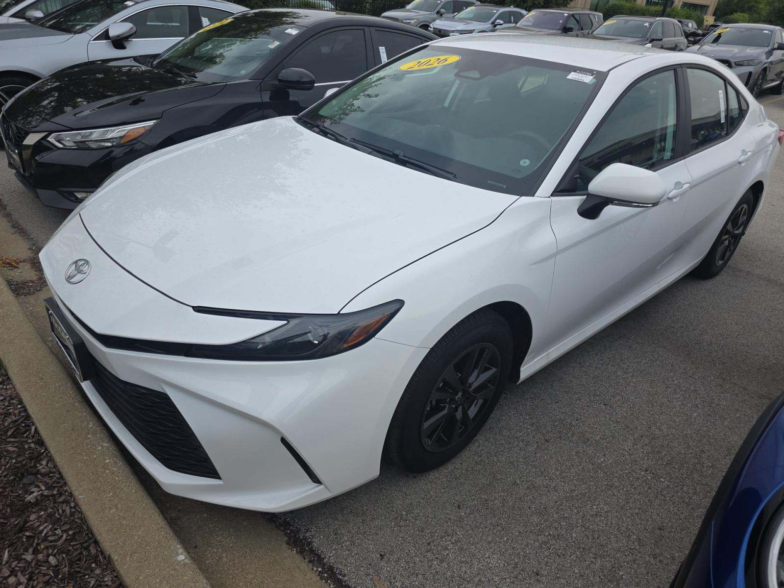 2026 Toyota Camry LE FWD