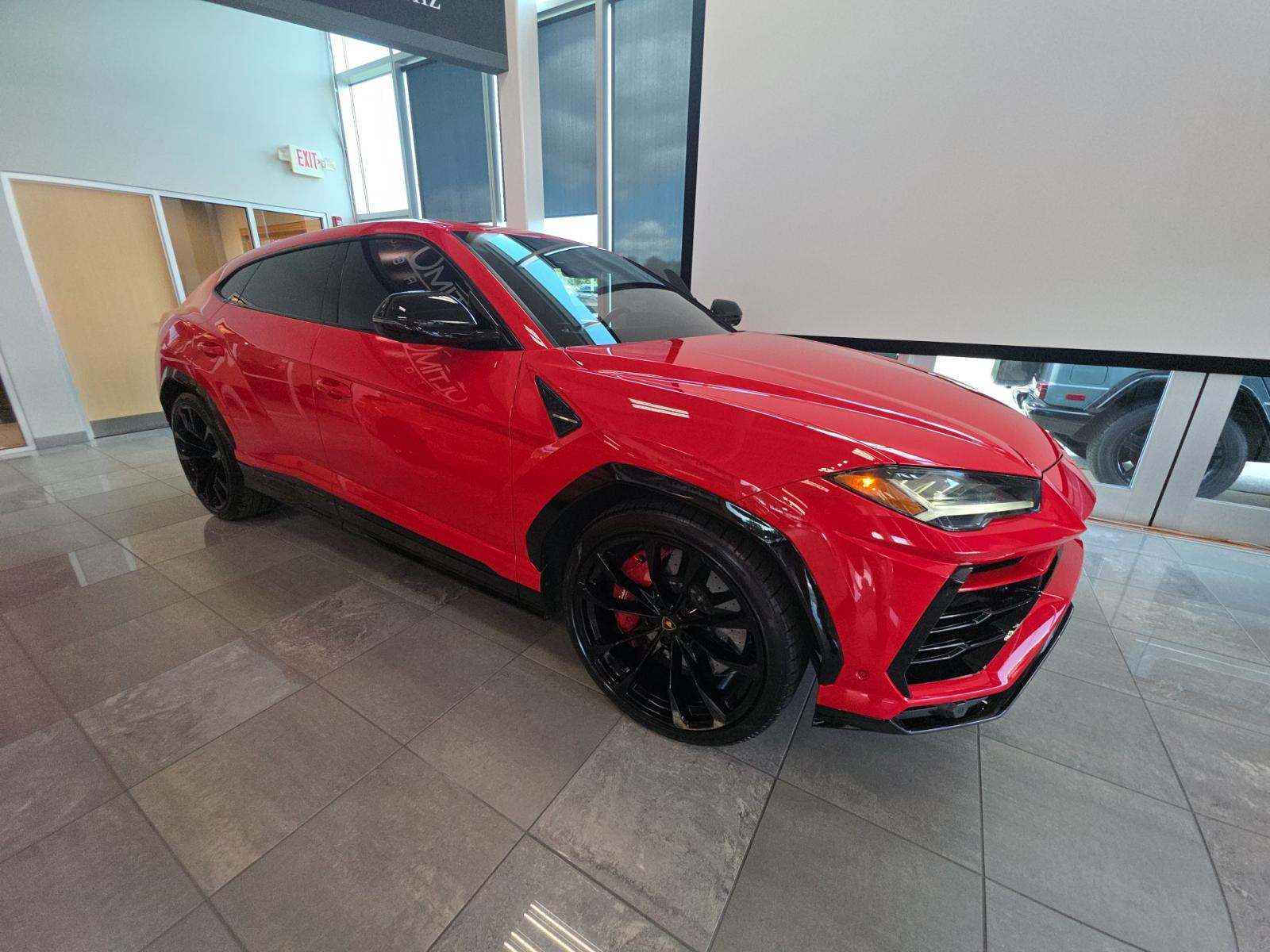 2022 Lamborghini Urus Pearl Capsule AWD