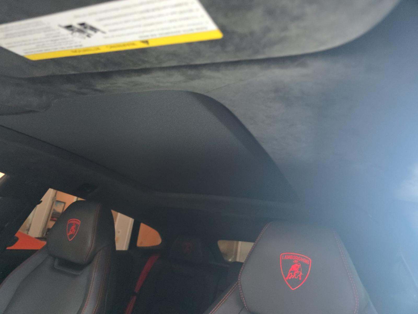 2022 Lamborghini Urus Pearl Capsule AWD