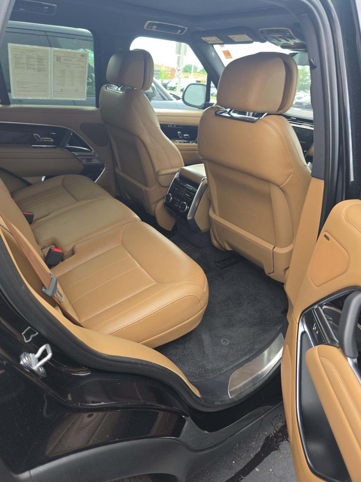 2023 Land Rover Range Rover SE AWD