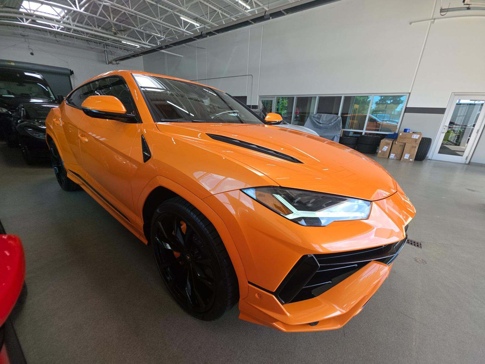 2024 Lamborghini Urus S AWD
